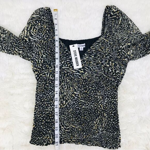 Steve Madden Animal Print Smocked Top Blouse Long Sleeve Gray Black Sz Small New - Picture 11 of 11